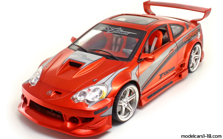 2002 - Acura RSX ERTL 1/18 - Предна лява страна