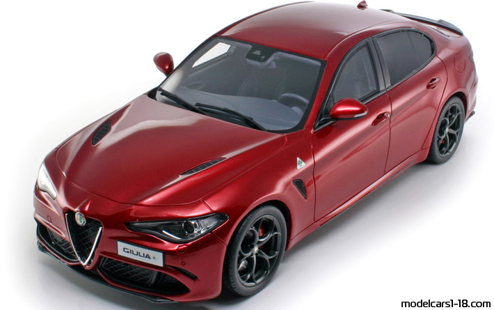 2016 - Alfa Romeo Giulia Quadrifoglio Otto Models 1/18 - Front left side