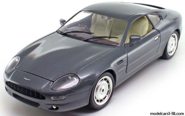 1993 - Aston Martin DB7 Guiloy 1/18 - Front left side