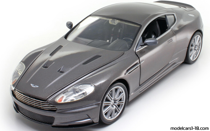 2008 - Aston Martin DBS ERTL 1/18 - Предна лява страна