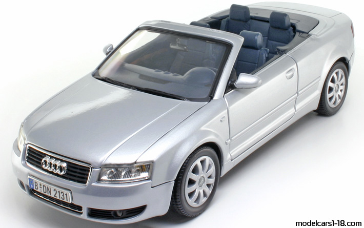 2003 - Audi A4 Cabriolet (B6) Mondo Motors 1/18 - Front left side