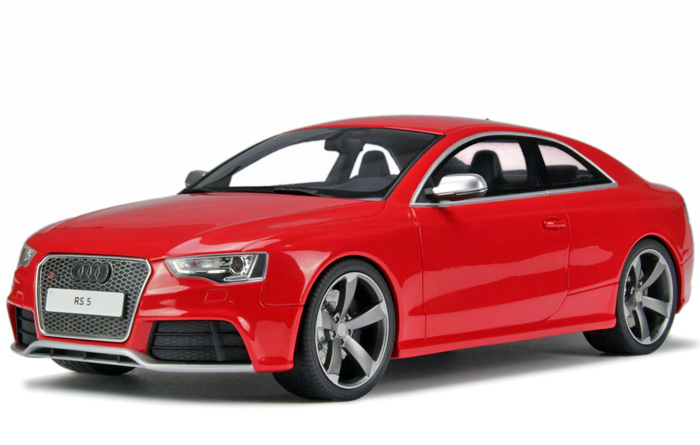 2010 - Audi RS5 (8T) GT Spirit 1/18 - Front left side