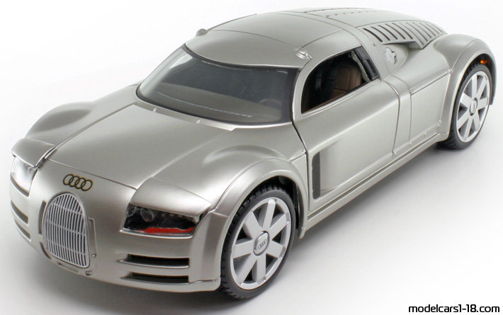 2000 - Audi Rosemeyer Concept Maisto 1/18 - Предна лява страна