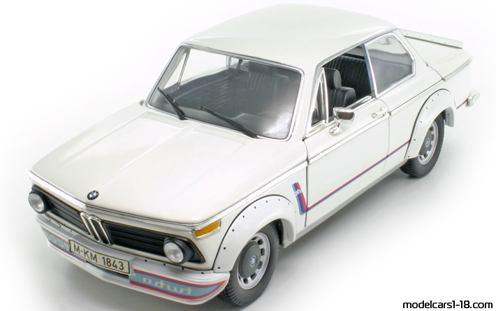 1973 - BMW 2002 Turbo Anson 1/18 - Vorne linke Seite