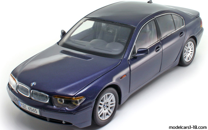 2002 - BMW 745i (E65) Kyosho 1/18 - Front left side