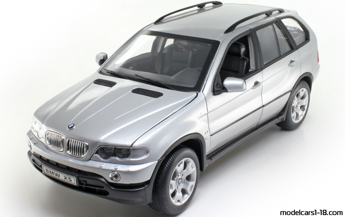 1999 - BMW X5 (E53) Welly 1/18 - Предна лява страна