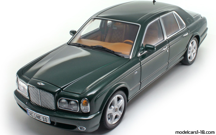2002 - Bentley Arnage T Minichamps 1/18 - Передняя левая сторона