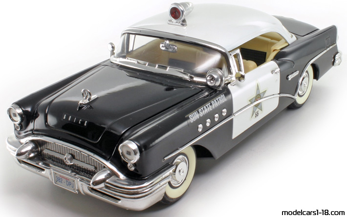 1955 - Buick Century Highway Patrol Mira 1/18 - Vorne linke Seite
