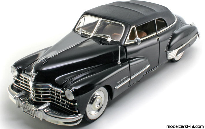 1947 - Cadillac 62 Anson 1/18 - Front left side