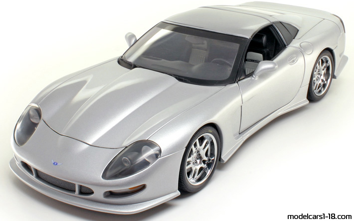 1999 - Callaway C12 AutoArt 1/18 - Предна лява страна