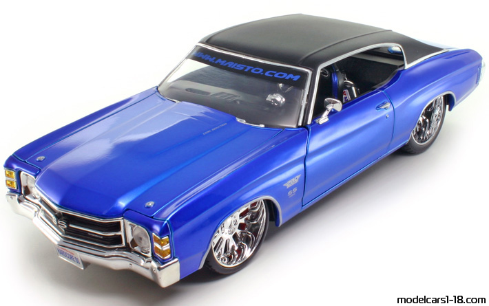 1971 - Chevrolet Chevelle SS 454 Maisto 1/18 - Front left side