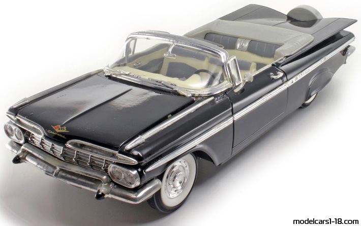 1959 - Chevrolet Impala Road Tough 1/18 - Предна лява страна