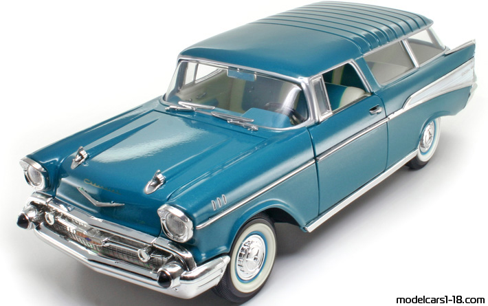 Chevrolet Nomad (kombi) 1957 Road Tough 1/18 - Details