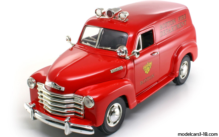 1950 - Chevrolet Panel Truck Police / Fire Dept Mira 1/18 - Front left side