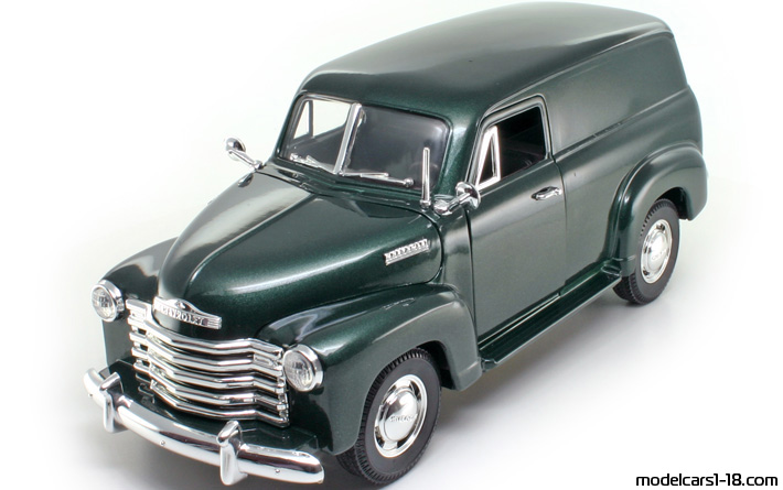 1950 - Chevrolet Panel Truck Mira 1/18 - Предна лява страна
