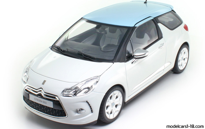 2009 - Citroen DS3 Norev 1/18 - Front left side