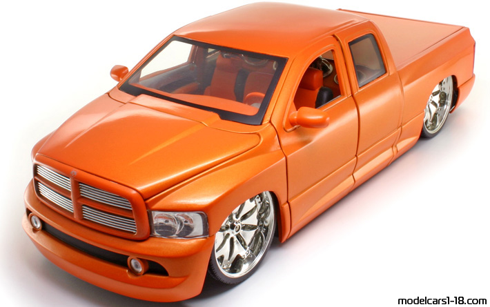 2003 - Dodge Ram 1500 Jada Toys 1/18 - Vorne linke Seite