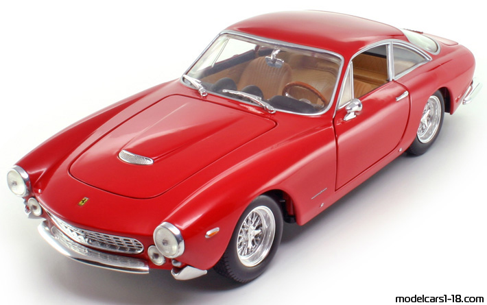 1962 - Ferrari 250 GT Lusso Hot Wheels 1/18 - Предна лява страна