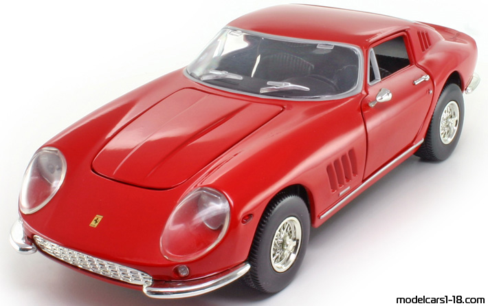 1966 - Ferrari 275 GTB/4 ERTL 1/18 - Передняя левая сторона
