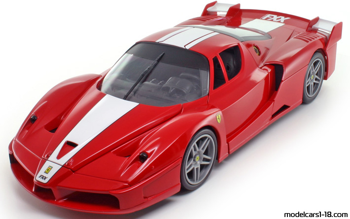 2005 - Ferrari FXX Hot Wheels 1/18 - Front left side