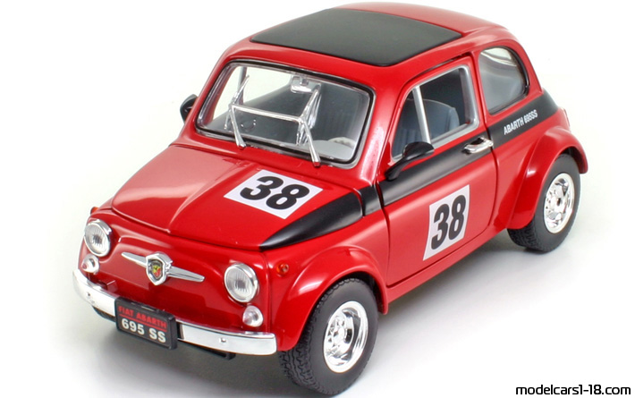1963 - Fiat 500 Abarth 695 SS Road Signature 1/18 - Front left side