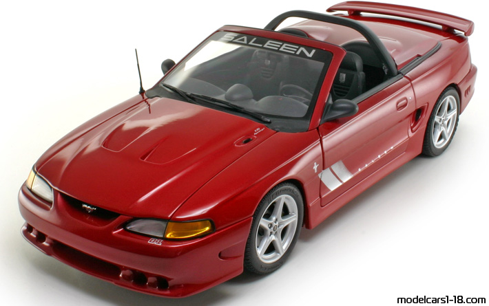 1997 - Ford Mustang Saleen S351 Speedster AutoArt 1/18 - Front left side