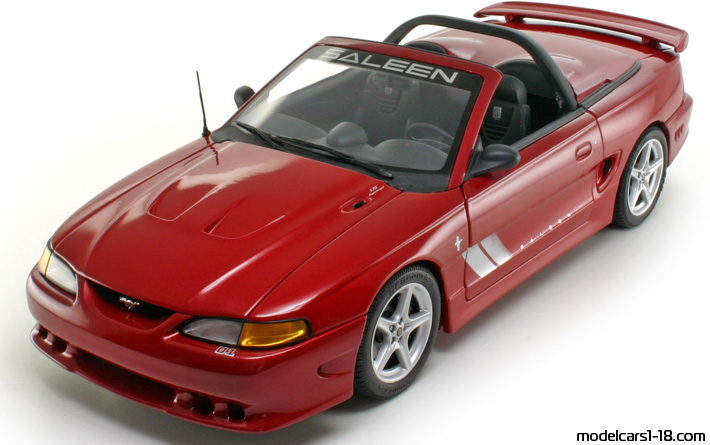 1997 - Ford Mustang Saleen S351 Speedster AutoArt 1/18 - Предна лява страна