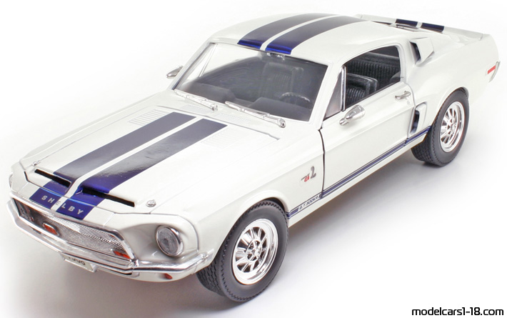 1968 - Ford Mustang Shelby GT500KR Road Signature 1/18 - Front left side