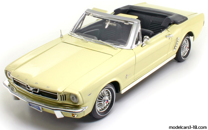 1964 - Ford Mustang Motor Max 1/18 - Front left side