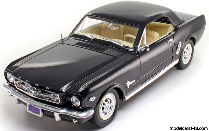 1965 - Ford Mustang Mira 1/18 - Предна лява страна