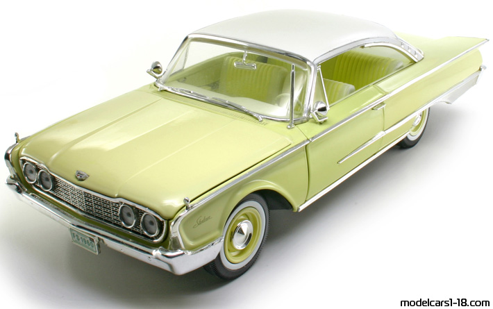 1960 - Ford Starliner ERTL 1/18 - Предна лява страна