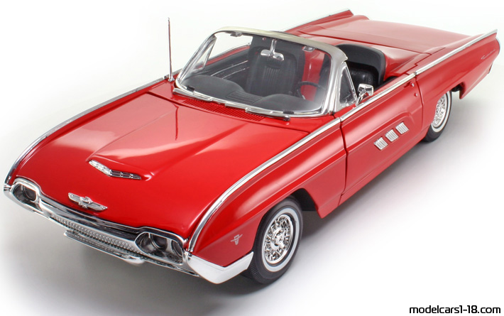 1963 - Ford Thunderbird Anson 1/18 - Передняя левая сторона