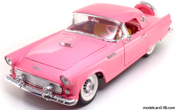 1956 - Ford Thunderbird Revell 1/18 - Передняя левая сторона