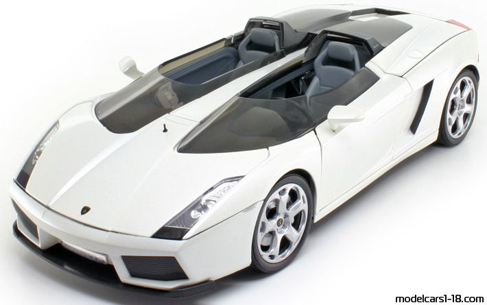 2005 - Lamborghini Concept S Mondo Motors 1/18 - Front left side