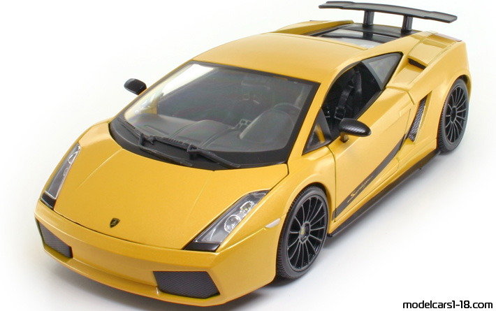 2007 - Lamborghini Gallardo Superleggera Maisto 1/18 - Предна лява страна