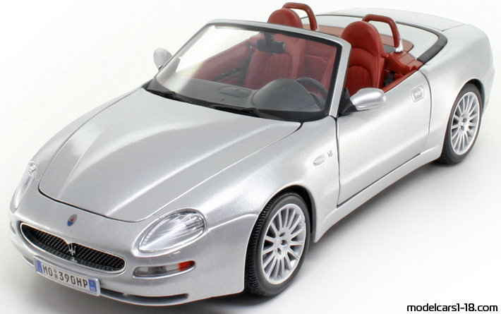 2002 - Maserati GT Spyder Maisto 1/18 - Предна лява страна