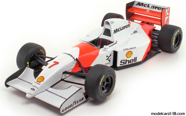 1993 - McLaren Ford MP4-8 Minichamps 1/18 - Front left side