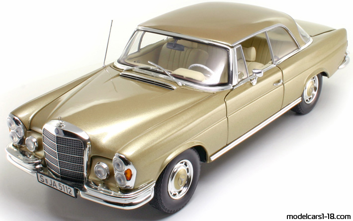 1969 - Mercedes 280 SE (W111) Norev 1/18 - Предна лява страна