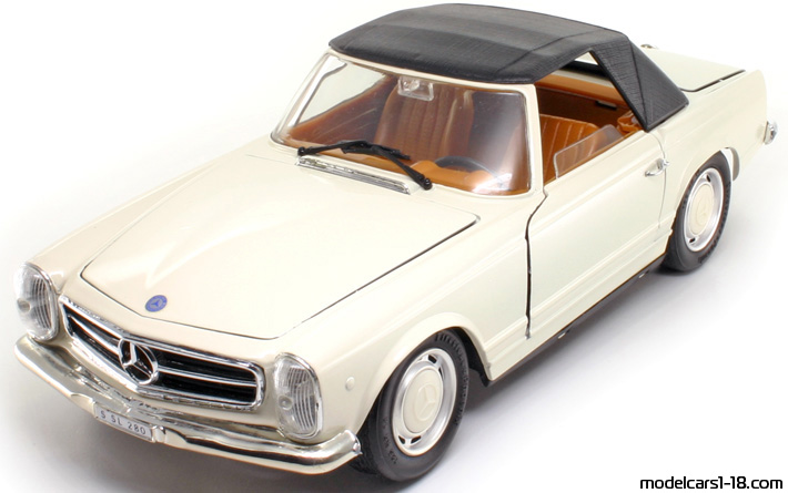 1963 - Mercedes 280 SL (W113) Techno Giodi 1/18 - Front left side