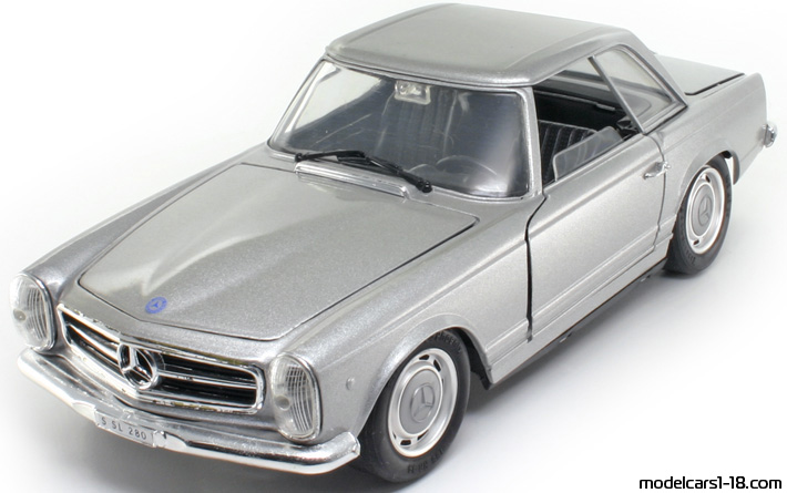 1963 - Mercedes 280 SL (W113) Techno Giodi 1/18 - Vorne linke Seite