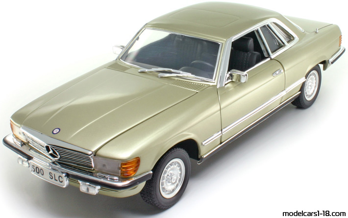 1981 - Mercedes 500 SLC (C107) Ricko 1/18 - Front left side