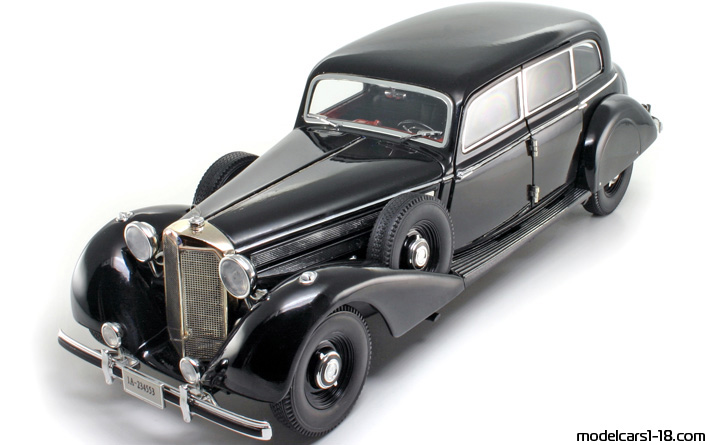 1938 - Mercedes 770 K (W150) Signature Models 1/18 - Front left side