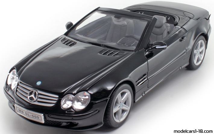 2001 - Mercedes SL 500 (R230) Welly 1/18 - Предна лява страна