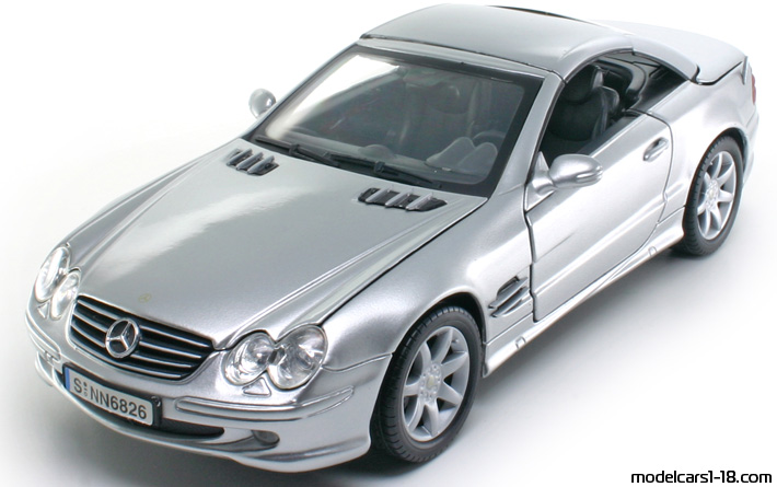 2002 - Mercedes SL 500 (R230) Motor Max 1/18 - Передняя левая сторона