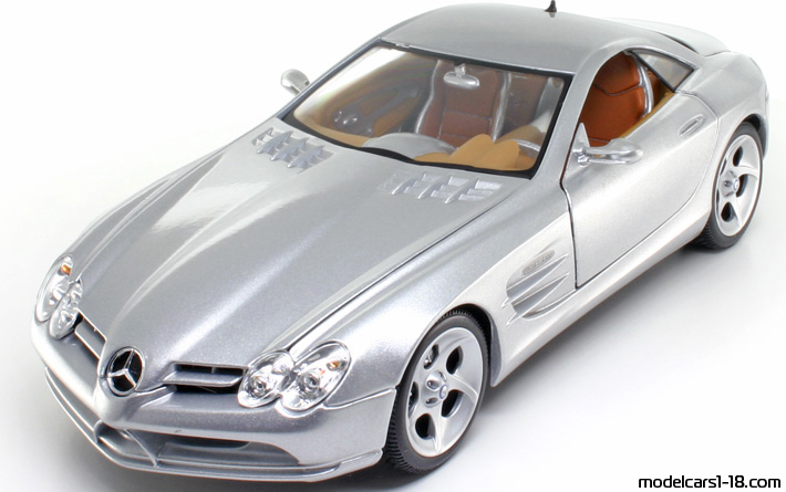 1999 - Mercedes Vision SLR Concept Maisto 1/18 - Front left side