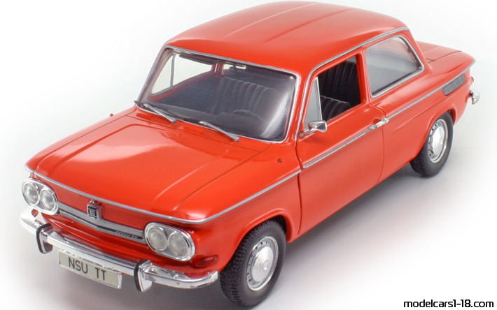 1968 - NSU TT Revell 1/18 - Front left side