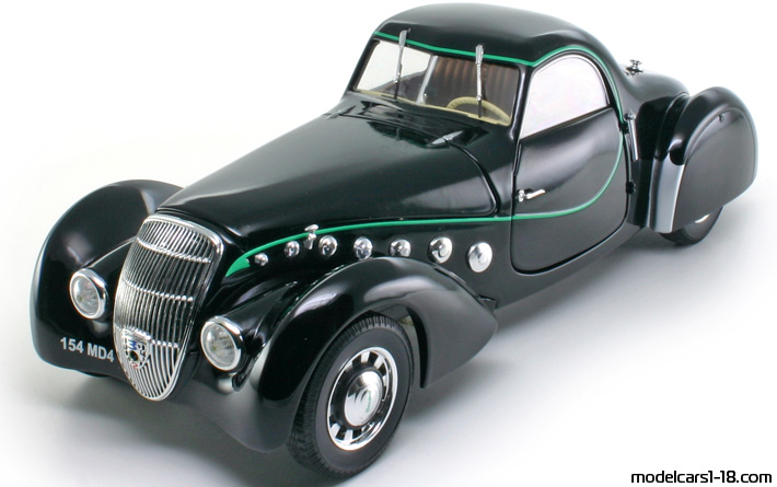 1937 - Peugeot 302 Darl'mat Norev 1/18 - Предна лява страна