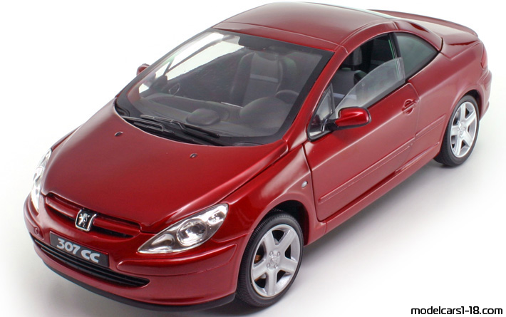 2003 - Peugeot 307 CC Solido 1/18 - Vorne linke Seite