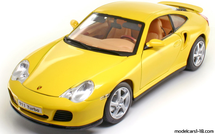 2000 - Porsche 911 Turbo (996) Welly 1/18 - Front left side