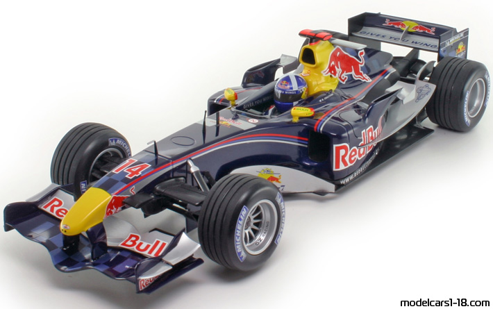 2005 - Red Bull Cosworth RB1 Minichamps 1/18 - Vorne linke Seite